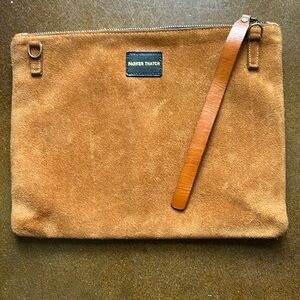 Parker Thatch Lee in tan suede